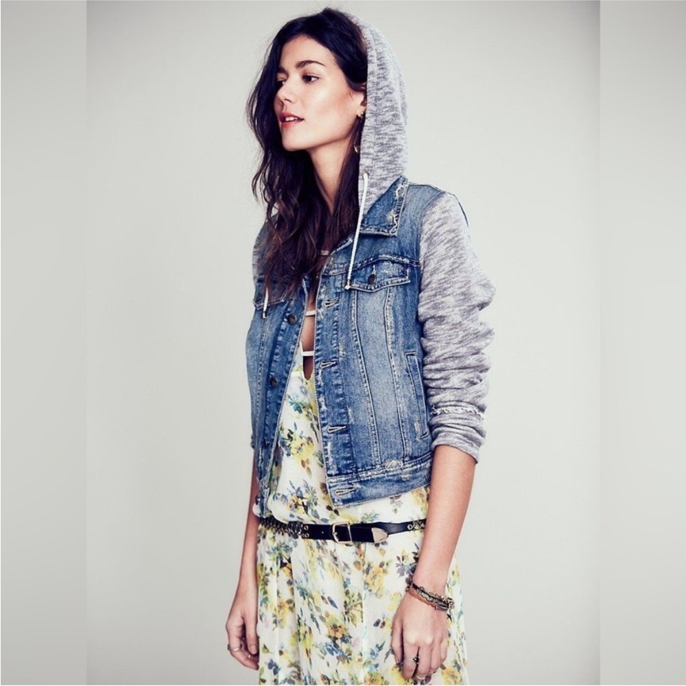 Free People Light Blue Denim Jacket with removable Gray Knit Hood size M